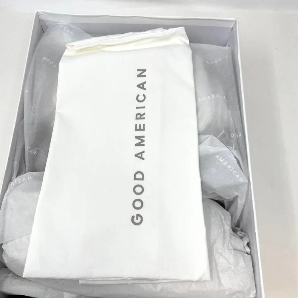 Good American Cinder-F*CKING-RELLA Pump In Glass Clear Size 10 New